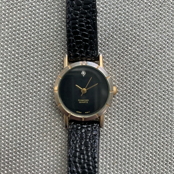 Diamond Quartz Ladies Watch - Picture 5 of 5